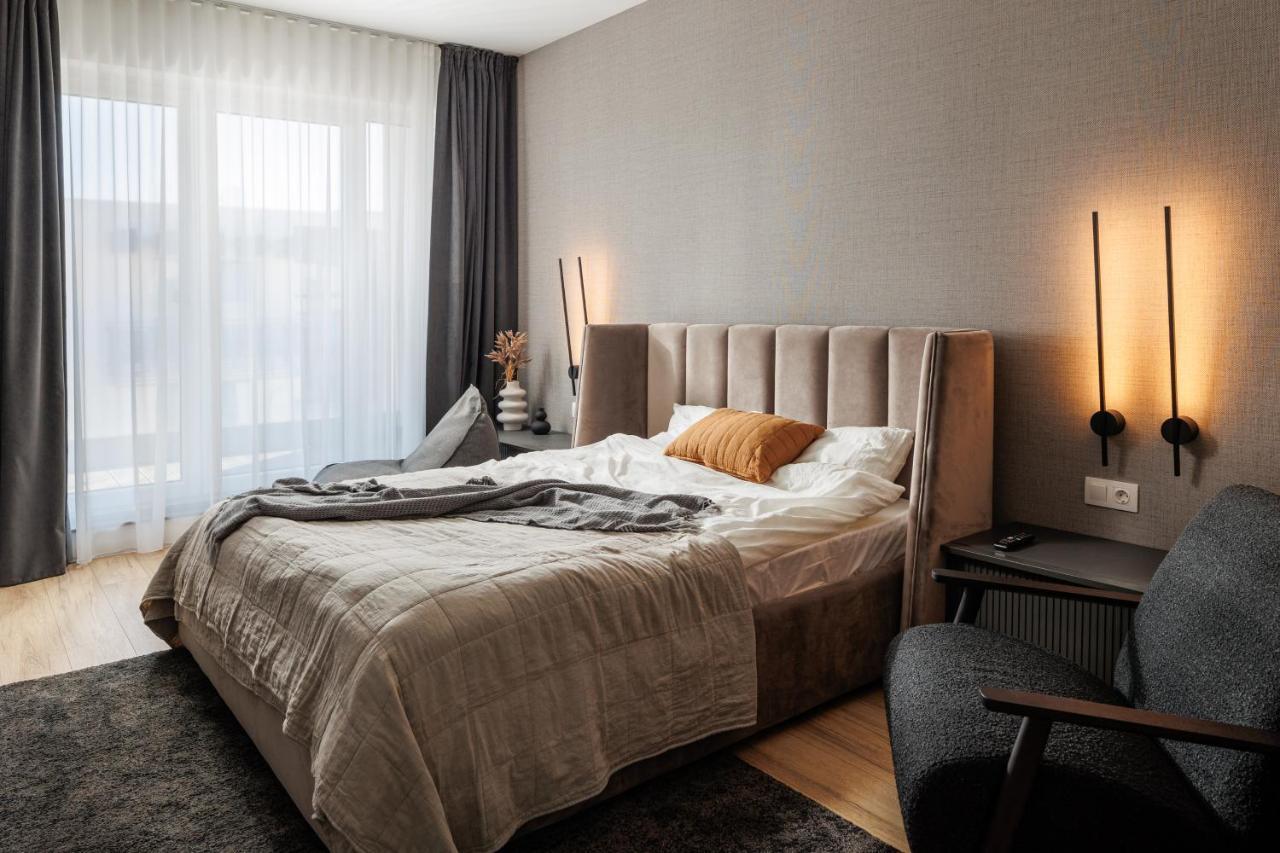 Mandala Designer Apartments With Free Private Parking, Near Mall Coresi Brașov Exterior foto
