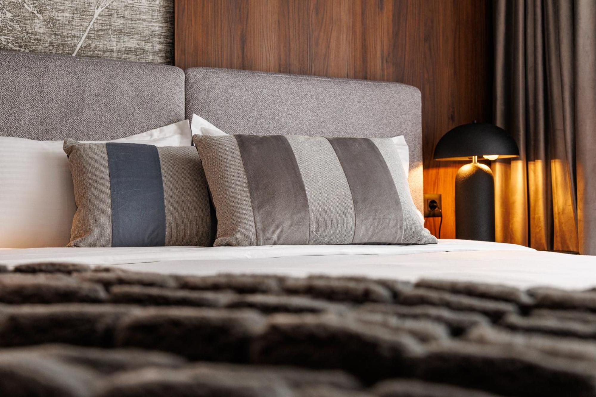 Mandala Designer Apartments With Free Private Parking, Near Mall Coresi Brașov Exterior foto